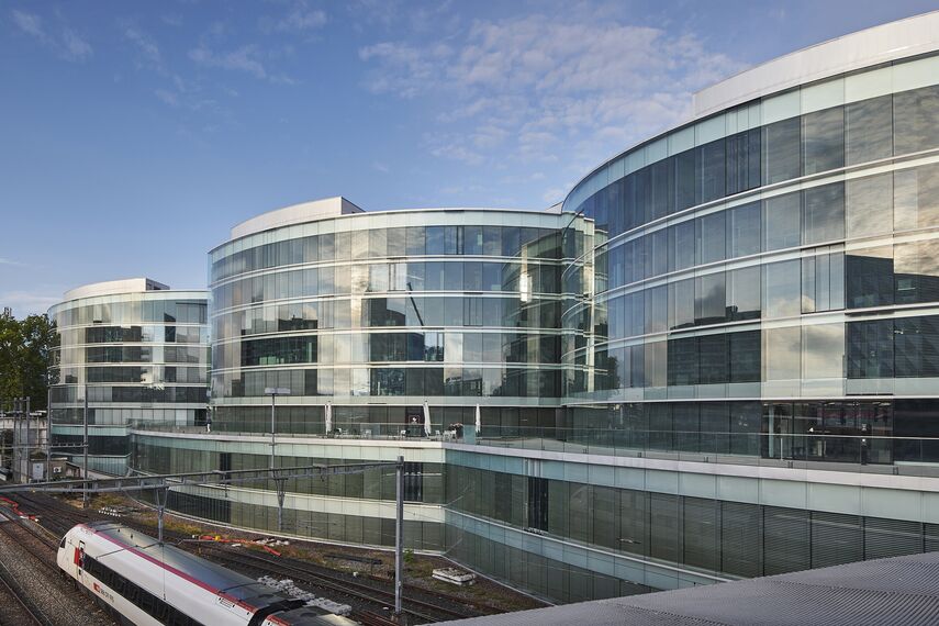 fuego light Portas and fuego light Janelas - Maison de la Paix, Genebra located in Geneva, Suíça