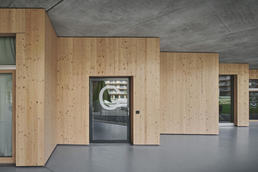 fuego light Portas - Vortex, Lausana located in Lausanne, Suíça