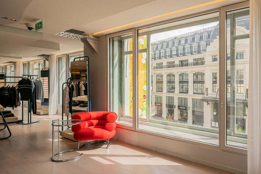 unico Windows, unico xs Windows and fuego light Doors - La Samaritaine, Paris located in Paris, França