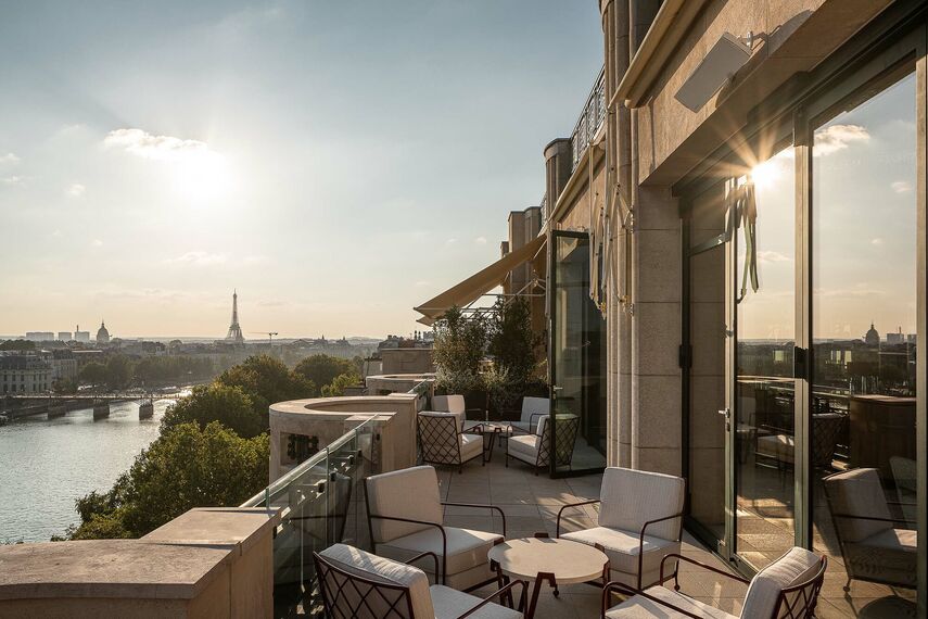 unico Windows, unico xs Windows and fuego light Doors - La Samaritaine, Paris located in Paris, França