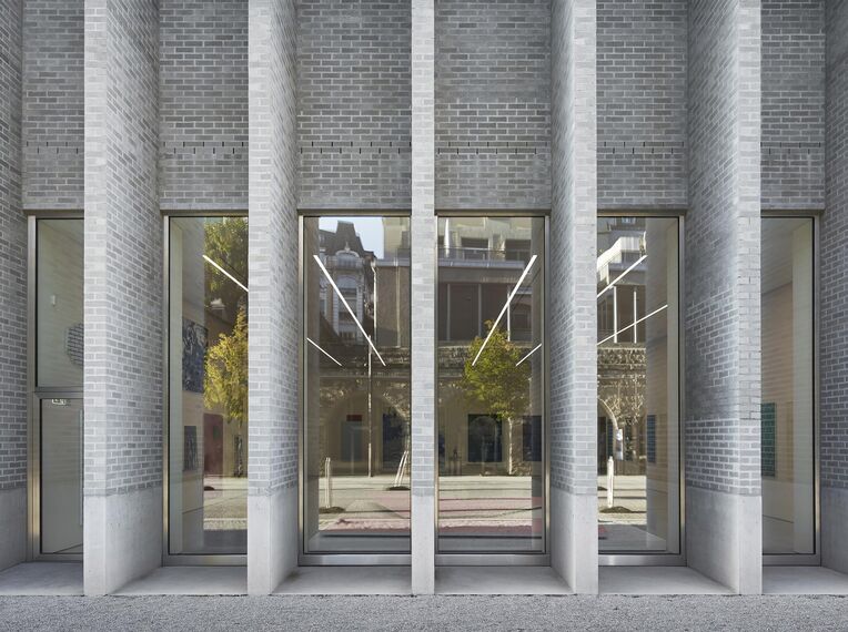 unico Portas, unico Janelas and thermfix light Fachadas - MCBA Cantonal Museum of Fine Arts, Lausanne located in Lausanne, Suíça