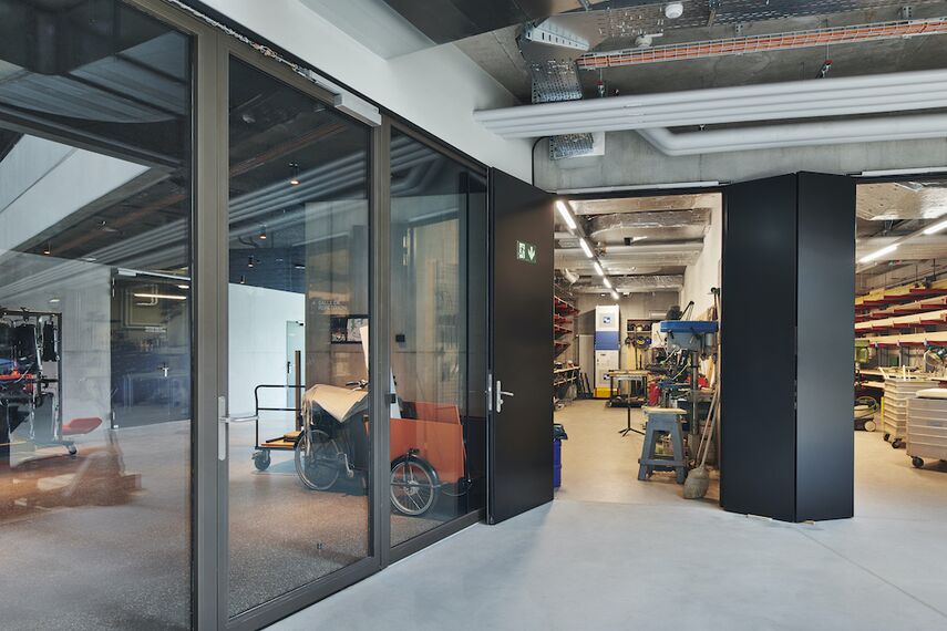 unico Janelas, unico Portas, fuego light Portas, fuego light Janelas, presto 50 Janelas and presto 50 Portas - Théâtre de Carouge and Salle des Fêtes located in Carouge, Suíça