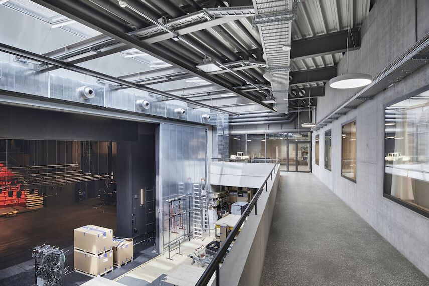 unico Janelas, unico Portas, fuego light Portas, fuego light Janelas, presto 50 Janelas and presto 50 Portas - Théâtre de Carouge and Salle des Fêtes located in Carouge, Suíça