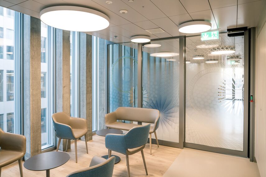 thermfix vario Fachadas, fuego light Portas, unico Portas and presto 50 Portas - The Circle, Zurich located in Zürich, Suíça