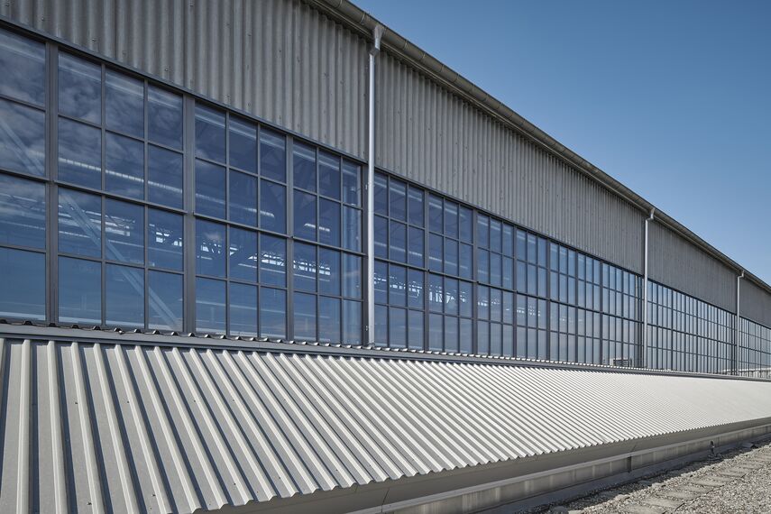 unico xs Windows - Factory floors in the Salzhaus, Biel located in Biel, Suíça