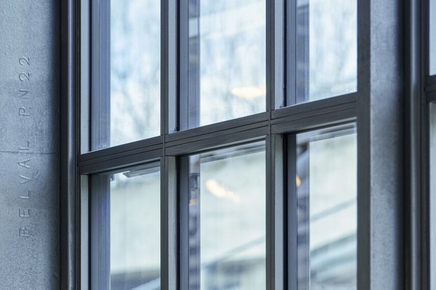 unico xs Windows - Factory floors in the Salzhaus, Biel located in Biel, Suíça