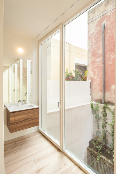 unico Portas and unico Janelas - Alba, Lisbon located in Lisbon, Portugal