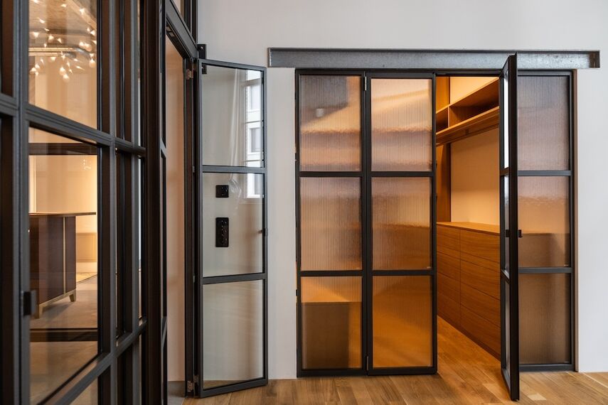 presto xs Portas - Loft residencial na antiga fábrica de papel, em Cham located in Cham, Suíça