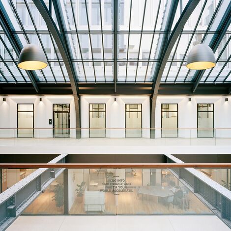 fuego light Janelas, fuego light Portas and thermfix vario Fachadas - Work-Life-Center, Hamburgo located in Hamburg, Alemanha