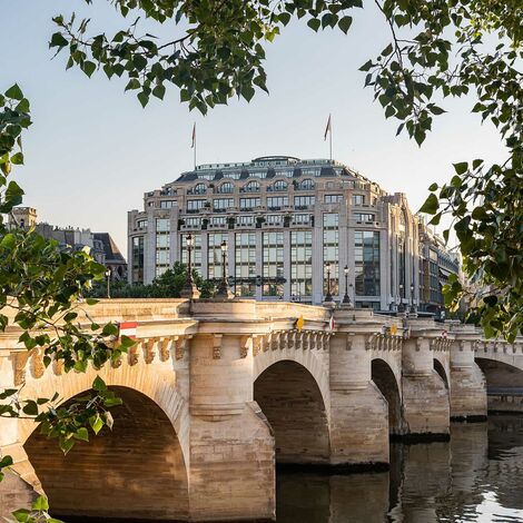 unico Windows, unico xs Windows and fuego light Doors - La Samaritaine, Paris located in Paris, França