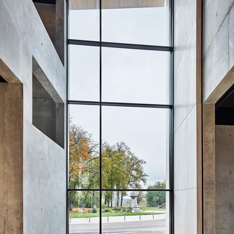 unico Janelas and thermfix vario Fachadas - Le Signe, National Center of Graphic Design located in Chaumont, França