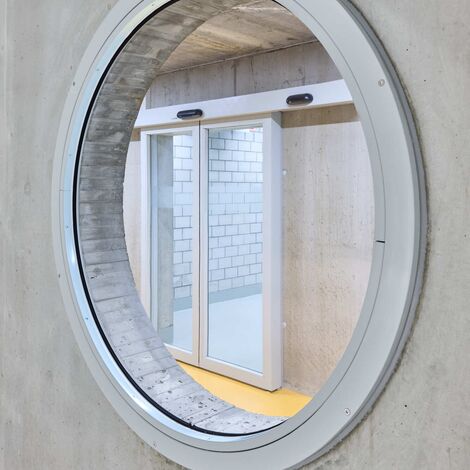 fuego light Sliding systems, fuego light Doors and unico Doors - St. Galler Kantonalbank Hall located in St. Gallen, Suíça