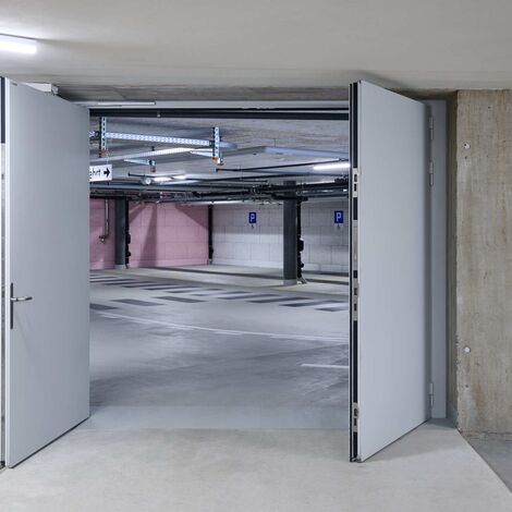fuego light Sliding systems, fuego light Doors and unico Doors - St. Galler Kantonalbank Hall located in St. Gallen, Suíça