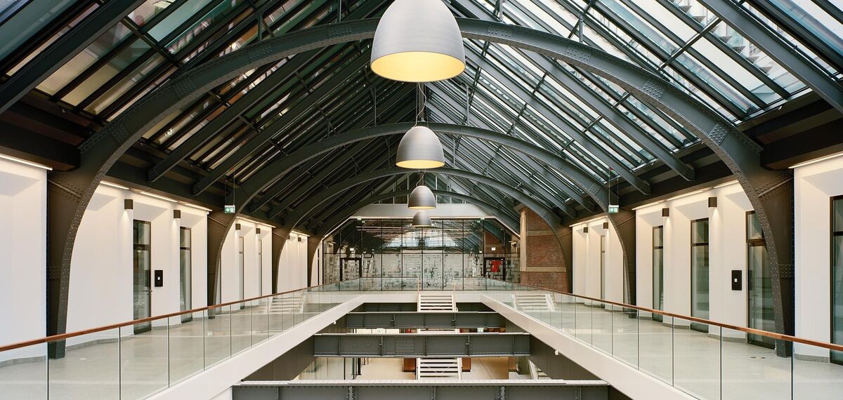fuego light Janelas, fuego light Portas and thermfix vario Fachadas - Work-Life-Center, Hamburgo located in Hamburg, Alemanha