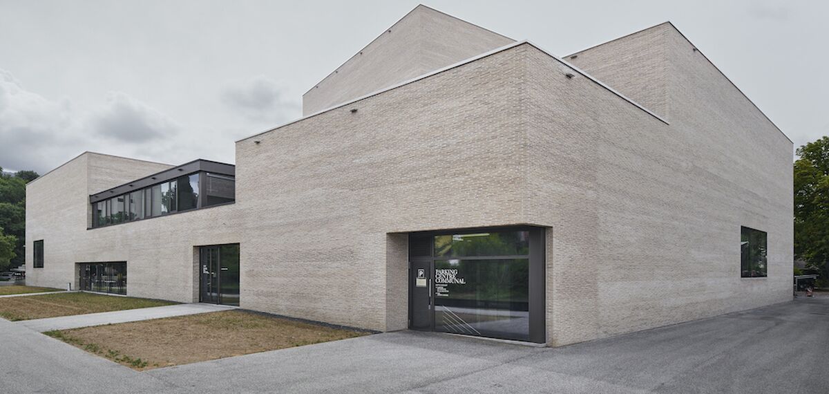 unico Janelas, unico Portas, fuego light Portas, fuego light Janelas, presto 50 Janelas and presto 50 Portas - Théâtre de Carouge and Salle des Fêtes located in Carouge, Suíça