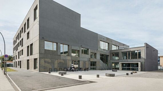 fuego light Portas, fuego light Correr e Harmónio, presto 50 Portas, presto 50 Janelas and unico Portas - Smart City, Graz located in Graz, Áustria