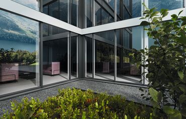 Fachada de aço minimalista com certificação anti-intrusão